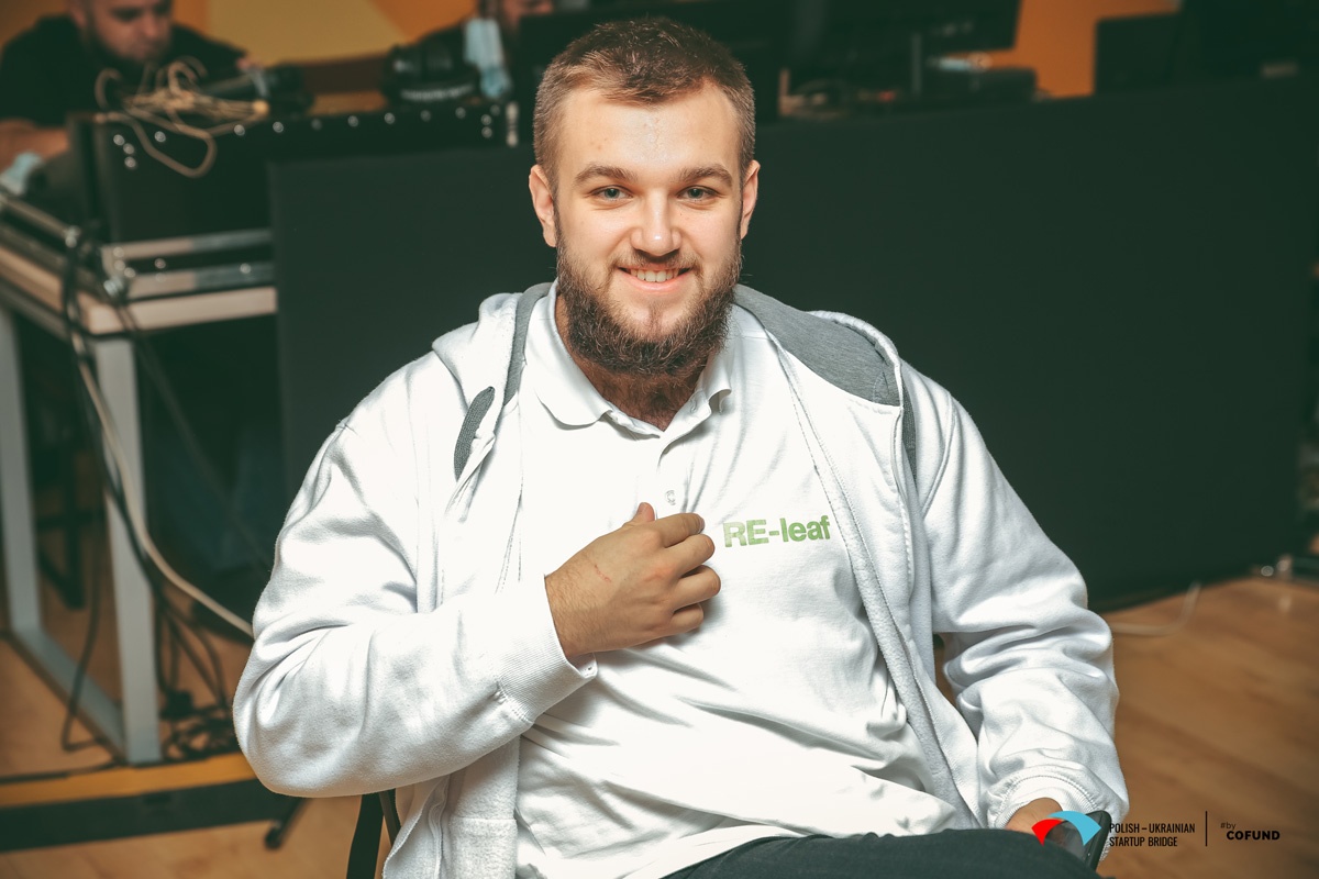 Kyiv Tech hub 2020 conference second place winner - RE-leaf PAPER